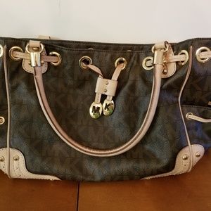 Michael Kors purse